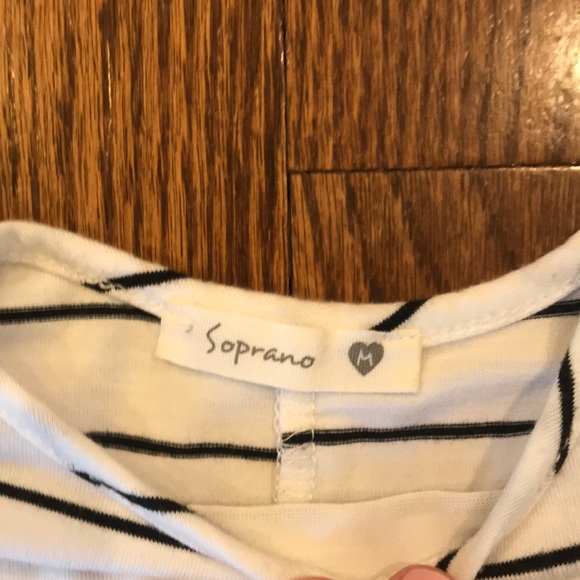 Black and white striped short sleeve dress - Picture 3 of 5